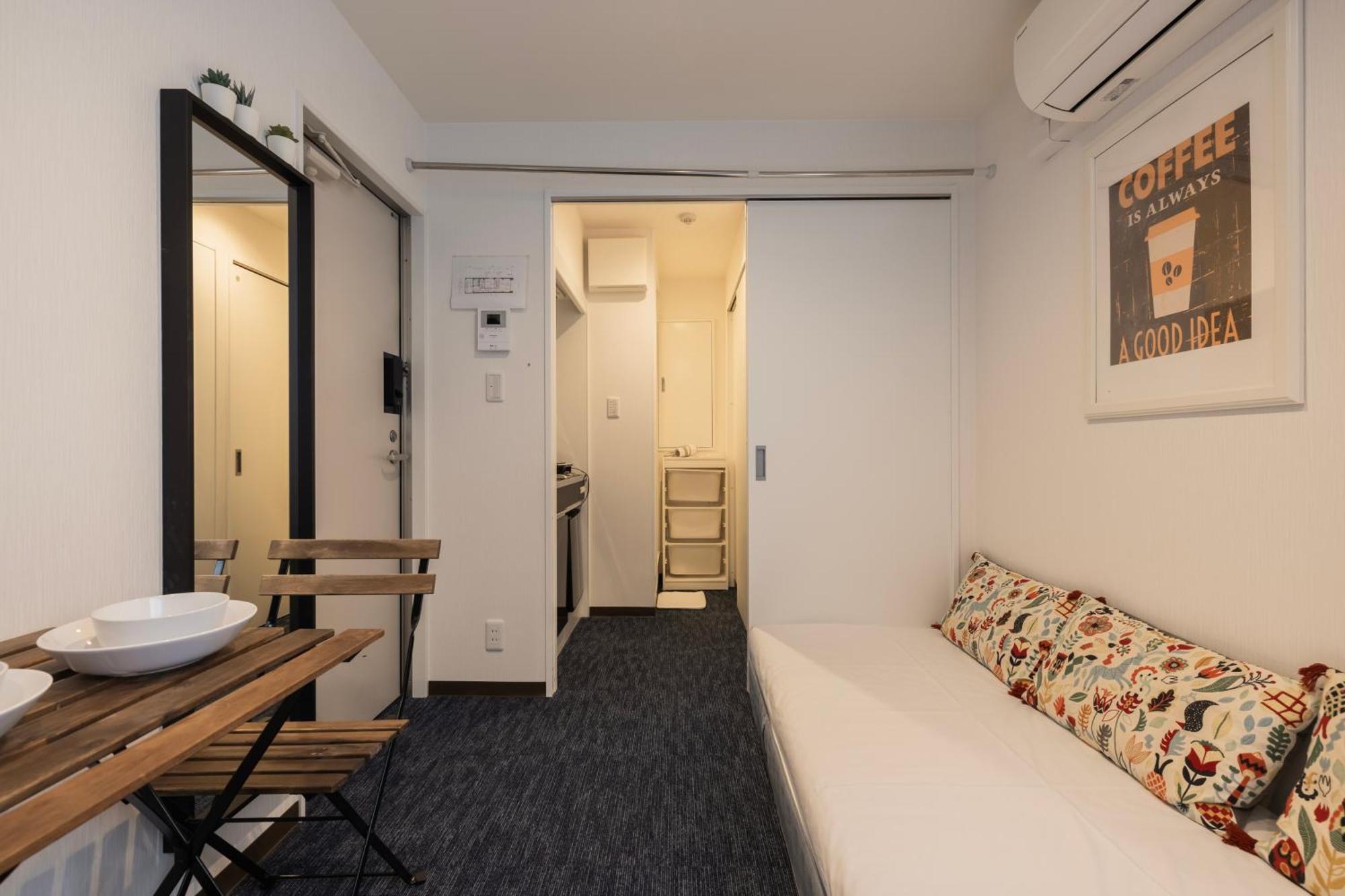 Namba Garden Square Apartment Осака Екстериор снимка