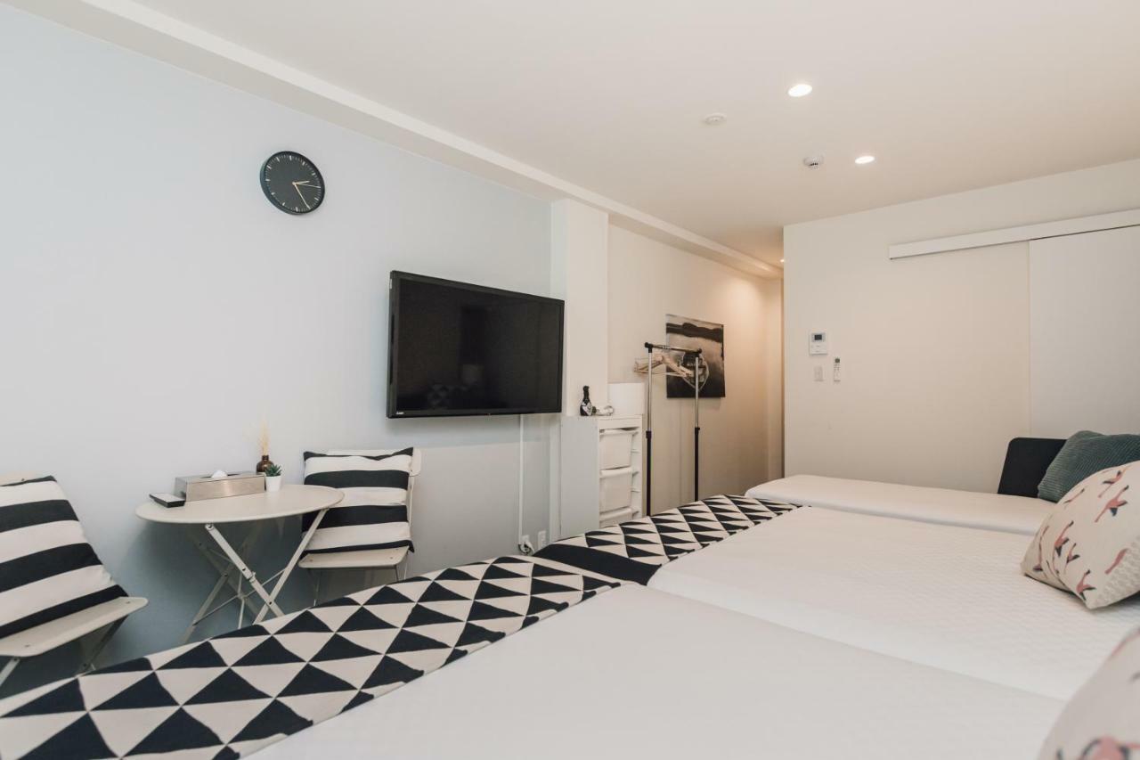 Namba Garden Square Apartment Осака Екстериор снимка